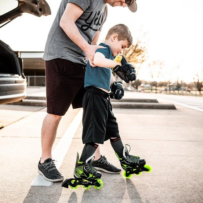 Bauer Mission Lil' Ripper Adjustable Junior Roller Skates - Image 5